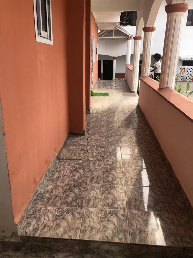 Hotel La Grace Kribi Exteriör bild